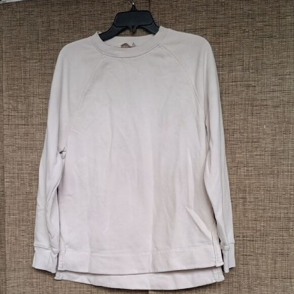 Universal Cream Sweatshirt - Picture 1 of 5